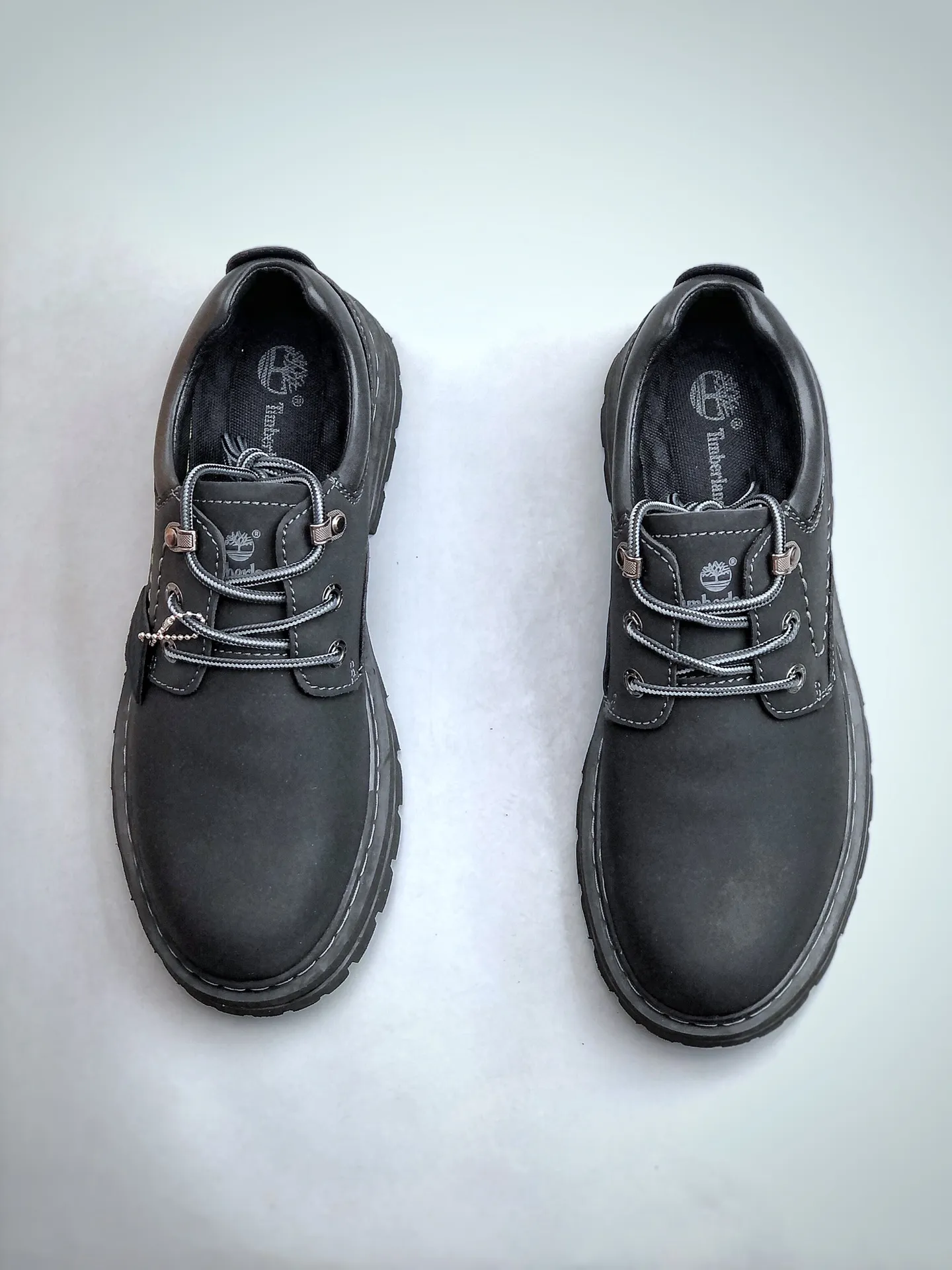 Local pick up 💰480 supports store Timberland/Timberland classic 25ss new low-top classic re-engineered brand new upgrade Guangdong factory quality original box original packaging The fabric is made of Italian 🇮🇹 top-grade frosted cowhide with anti-odor and anti-corrosion genuine leather latex insoles to give you a perfect wearing experience quality and durable, a must-have for sportsmen Specially designed to treat those who are not handsome High-quality feet feel first-class Exclusive supply Size: 39 40 41 42 43 44 One size larger